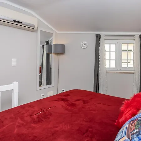 Bica Little House * Лиссабон