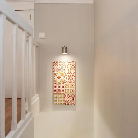 Bica Little House Apartment