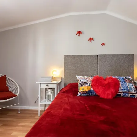 Bica Little House Апартаменты