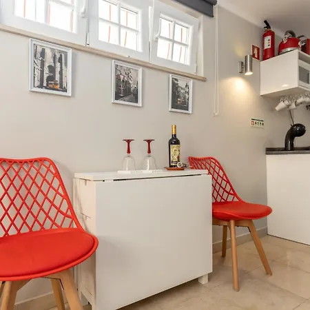 Bica Little House Appartamento Lisbona