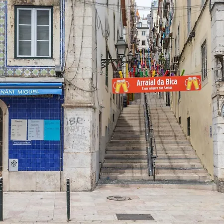 Bica Little House Appartamento Lisbona